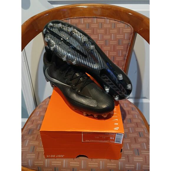 New Men's 16 Nike Vapor Untouchable Pro Black Metallic Gray Color Cleats - Picture 7 of 9